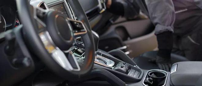 新车第二次保养有哪些项目？内行人：不懂这些小心被坑！(图5)