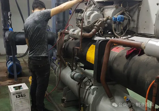空调冷水机组维护保养工作内容