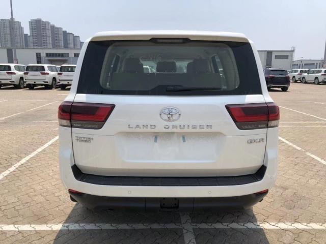 丰田酷路泽LC300天津现车零首付提车(图10)