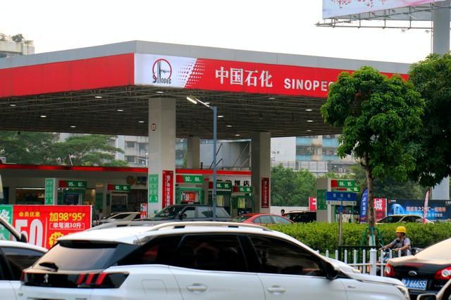 揭秘油耗线公里你的车究竟需要多少92号汽油？(图2)