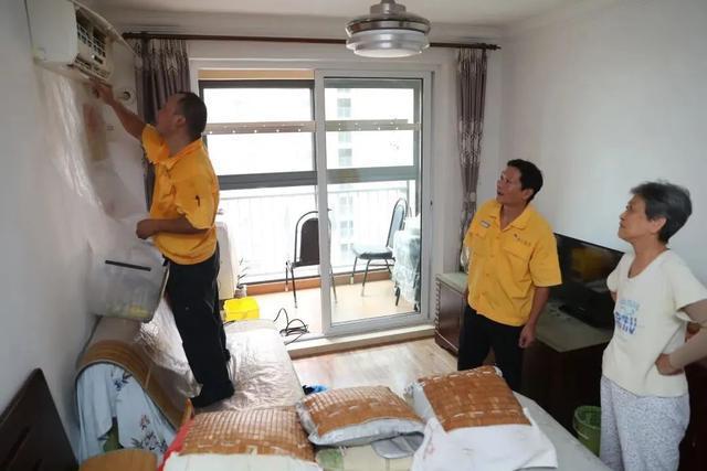 上海徐房房屋维急修中心努力为老干部安居、乐居、宜居保驾护航(图2)