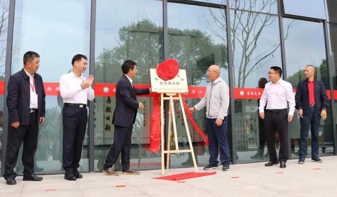 【铜陵头条1002】铜陵一房地产公司申请破产重整G3长江公铁大桥公铁合建段全线贯通(图3)