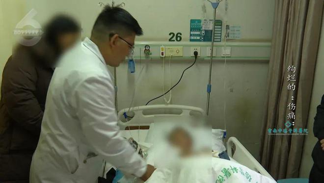 妈妈正洗着碗“嘭”的一声孩子“手指就不见了”……(图7)