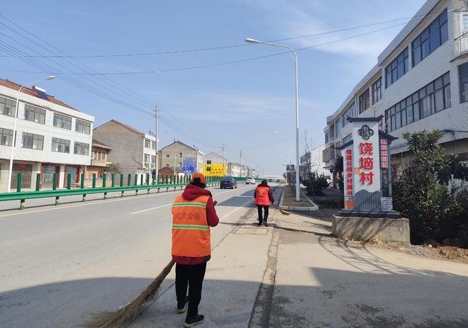 武穴市公路事业发展中心：冲刺春季养护攻势提升国省道绿色颜值(图7)