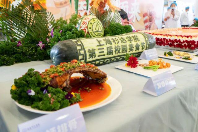 从食堂看上海杉达学院环境怎么样？就餐环境好美食种类丰富！