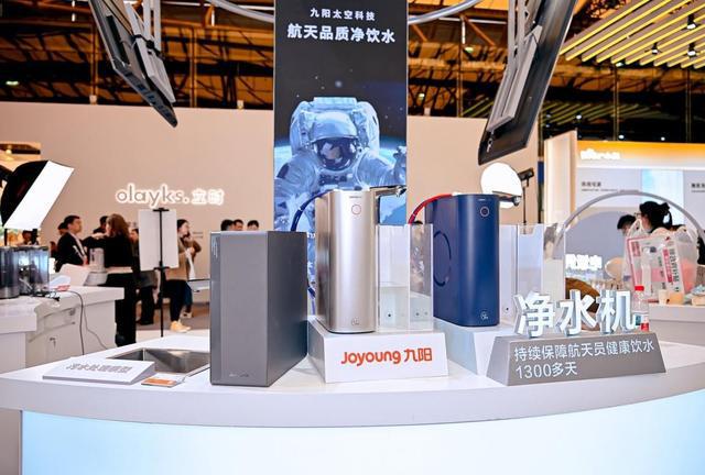 AWE2025观察：家电行业以AI破局跨界、健康引领消费新趋势(图8)
