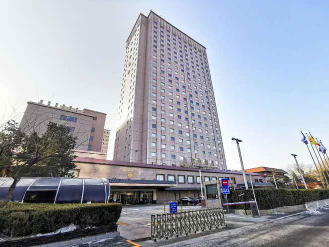 北京长富宫办公楼招商租赁部联系电话(办公楼直租优惠政策)(图2)