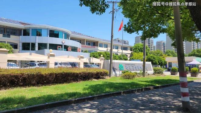 安联虹悦发布：2轴1心1环5区社区布局打造奢适舒心港湾(图14)