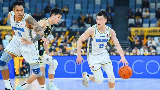 清理门户！9名球员合同到期北京队3人或离队许利民霸气发声(图6)