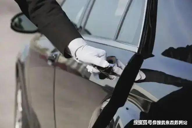 虹桥璀璨领峯(营销中心)首页网站-虹桥璀璨领峯销售中心(售楼处)-楼盘欢迎您-地址-价格-户型-小区环境-楼盘详情-交房时间-周边配套-售楼处电话(图26)