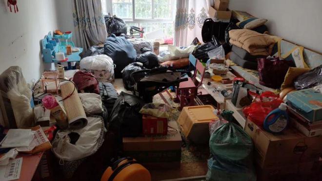 租客欠租、伪造转账记录还把家具家电搬空！柳州房东李先生傻眼了……