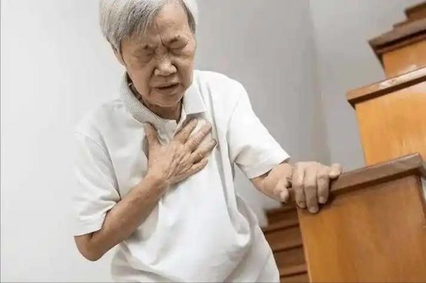 睡觉开风扇比空调更健康？医生辟谣：不实信息(图5)
