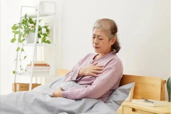 睡觉开风扇比空调更健康？医生辟谣：不实信息(图7)