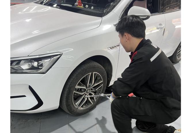 我在五一消费季｜维保需求增多汽车保养店进店量增加近三成(图1)