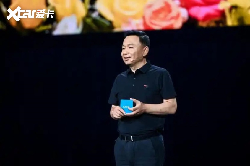 极狐T1试驾体验：10万内纯电小车的超值之选(图14)