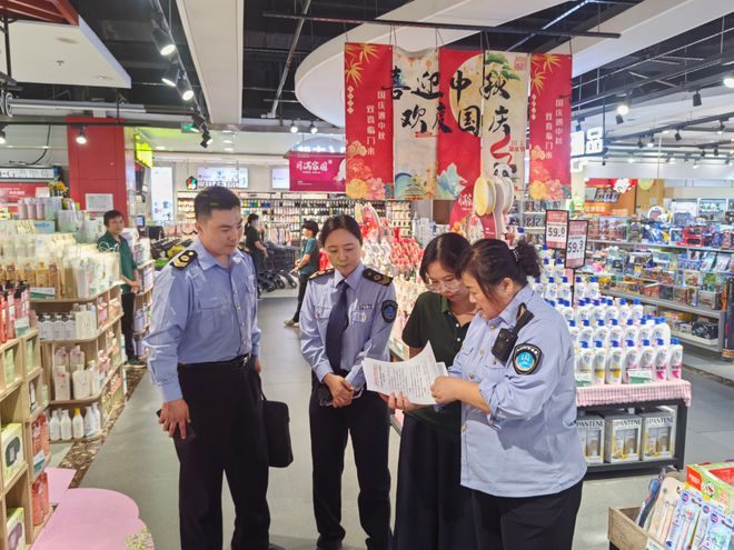 滨城区开展中秋国庆公共场所卫生拉网式排查筑牢节日健康安全防线(图3)