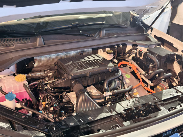 星途瑶光C-DM寰球版上市超级置换价1299-1799万(图8)