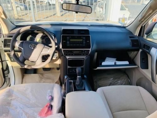 ‌2025款霸道2700落地价直降3万7座豪华配置金融方案灵活(图2)