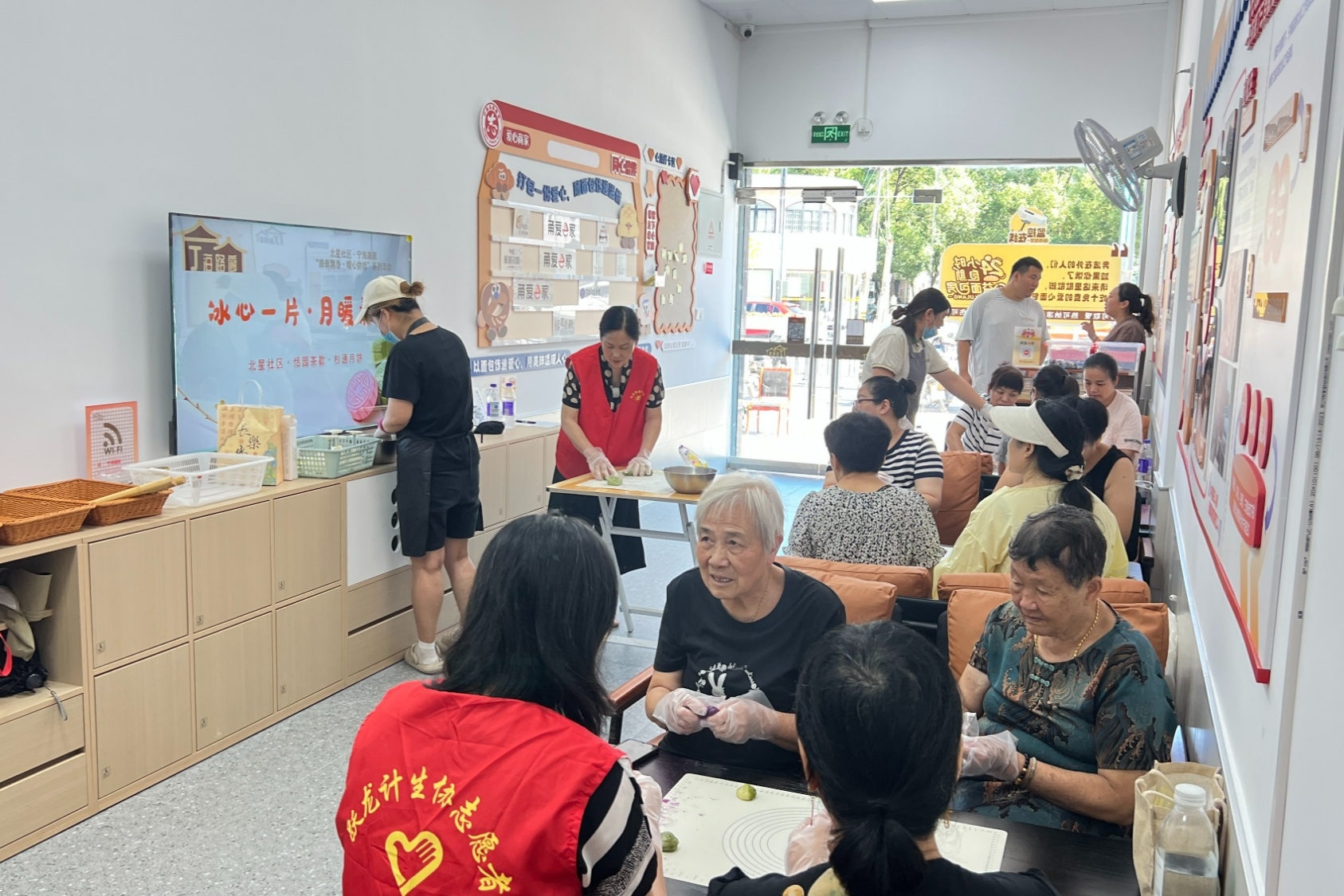 从“陌人”到“睦人”“宁海路廊”书写基层治理暖心答卷(图3)