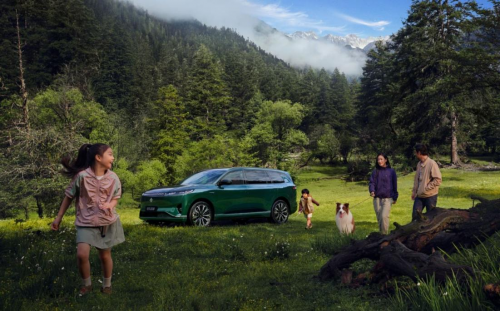 20万级家用SUV“全能王”找到了！2026款东风奕派eπ008空间、安全、性价比全(图3)