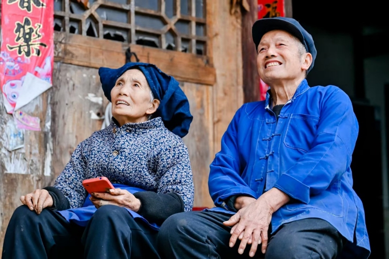 从花江峡谷大桥出发：探访“多彩贵州移起向新”(图7)