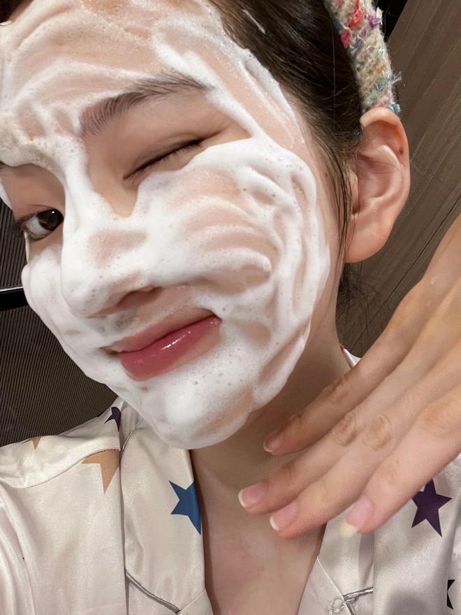 干皮必买的5款洗面奶：2025温和清洁不紧绷的氨基酸洁面推荐