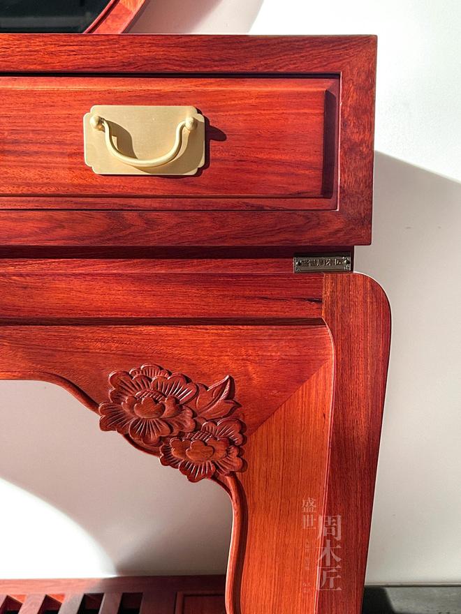 红木梳妆台优选：盛世周木匠佳选(图2)
