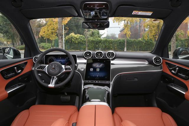 奔驰GLC养车全攻略：保险避坑+车检技巧+保养明细(图2)