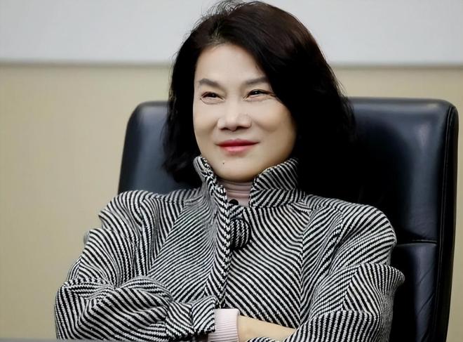 十亿赌约12年后董明珠再破天花板让雷军和整个商界沉默了(图13)