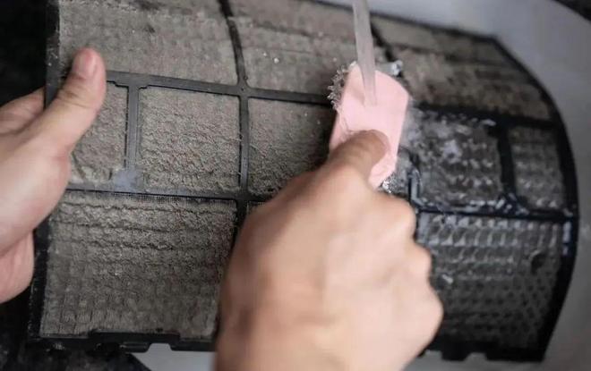 空调怎样洗才彻底？不用拆卸仅需简单4步空调清新干净更健康(图3)