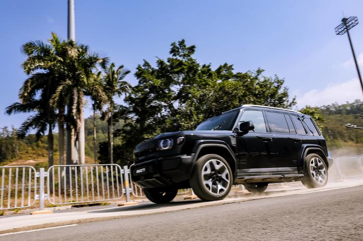 京西智行联手奇瑞iCAR打响磁流变悬架“普及战”(图1)